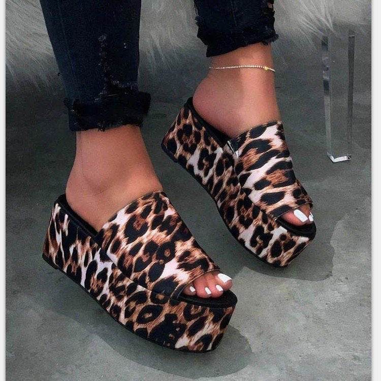 Sandales et pantoufles Génoise à fond épais - Style & confort