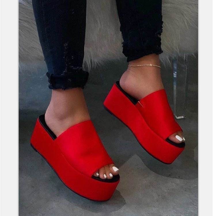 Sandales et pantoufles Génoise à fond épais - Style & confort