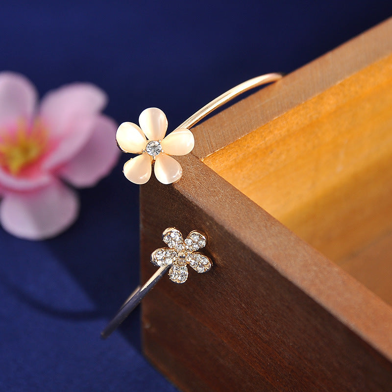 Little daisy bracelet