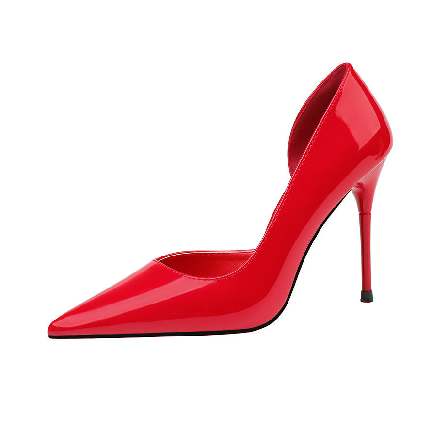 Chaussures à talons hauts et bout pointu avec talons aiguilles creux