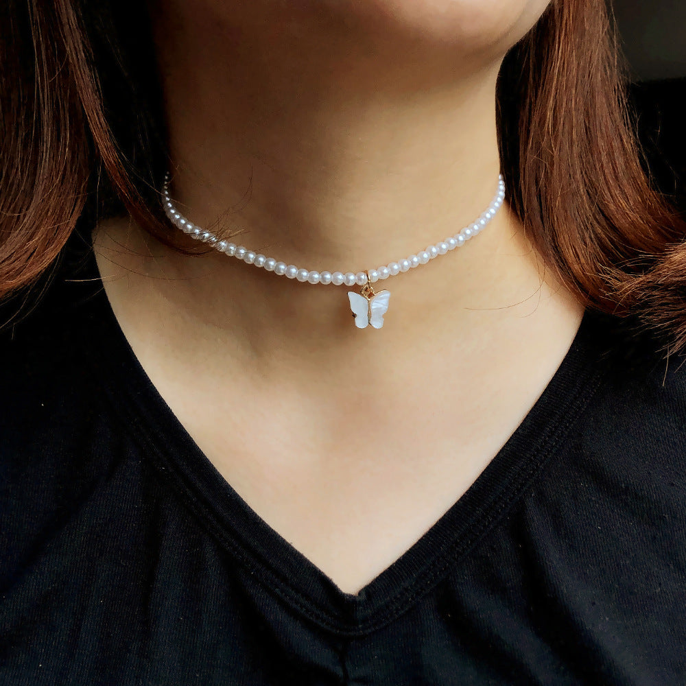 Elegant white pearl choker necklace