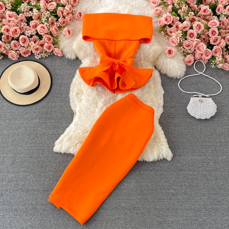 Zweiteiliges Set mit gerüschtem, schulterfreiem Crop-Top