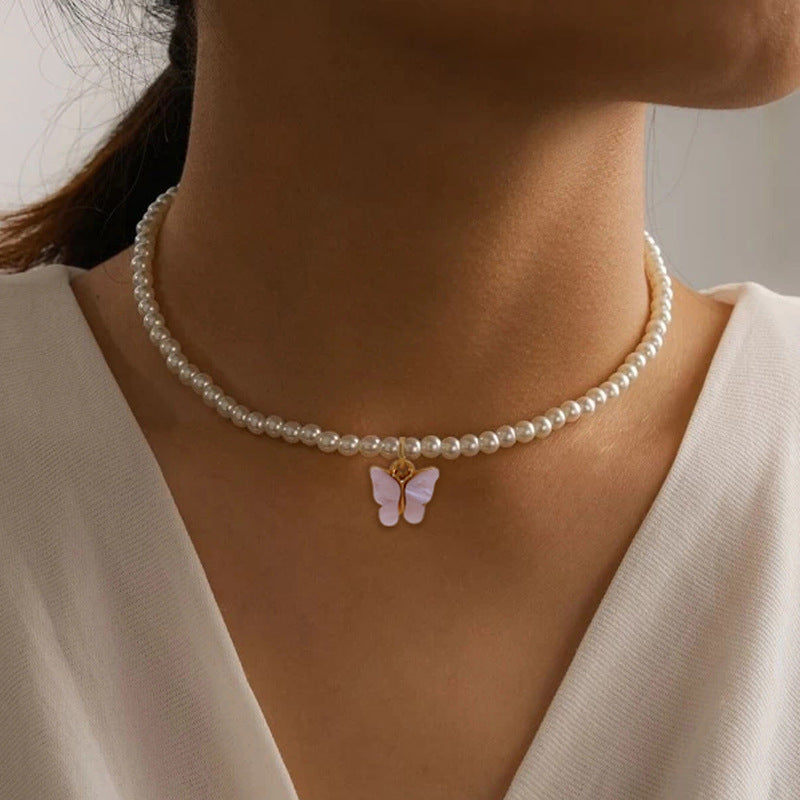 Elegant white pearl choker necklace