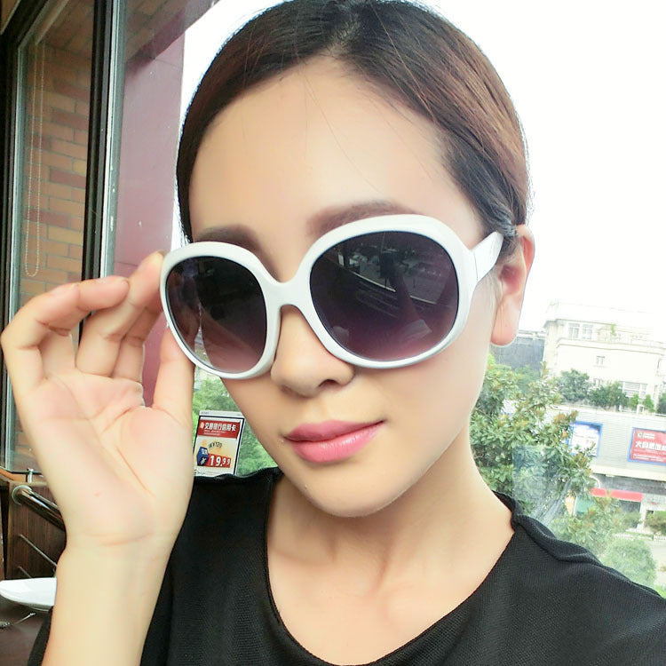 Oversized sunglasses for women