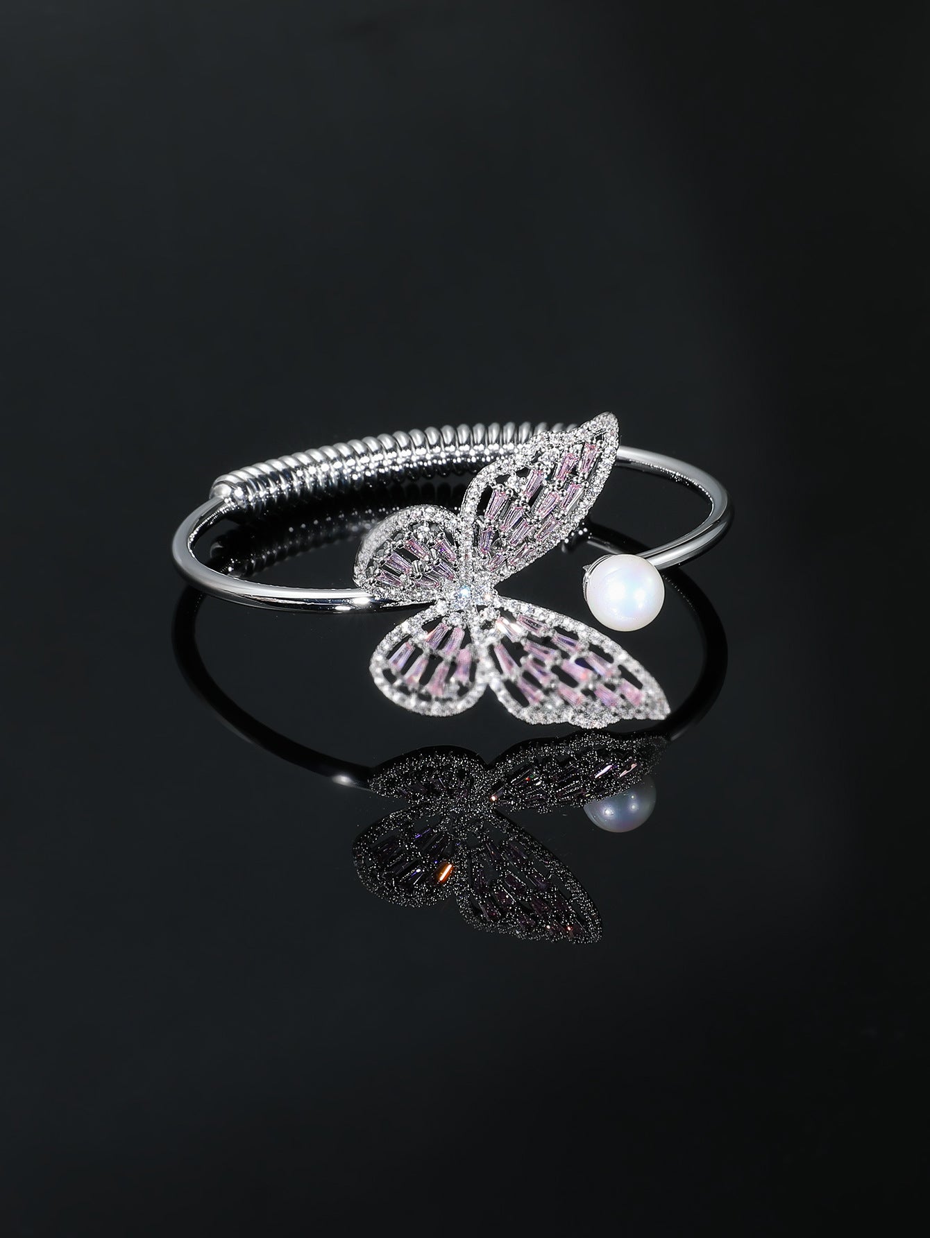 Vintage hollow out bracelet for women