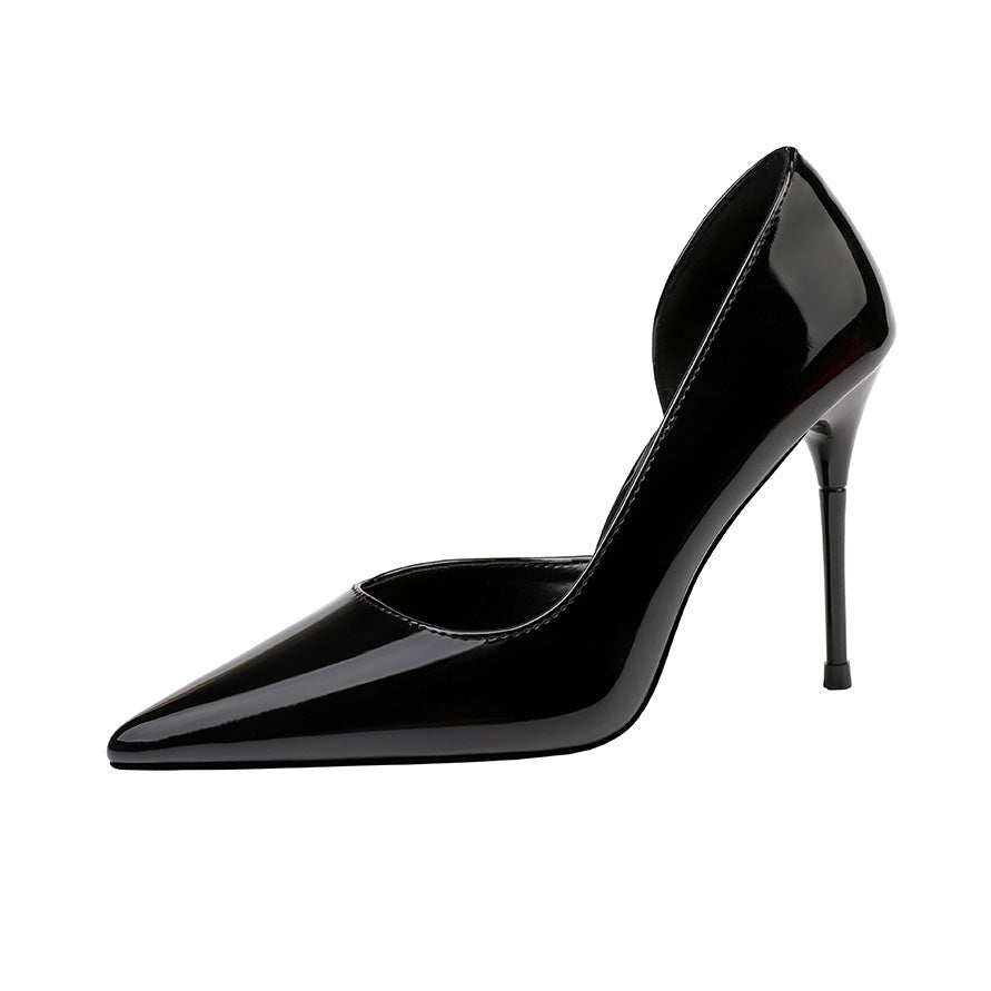 Chaussures à talons hauts et bout pointu avec talons aiguilles creux