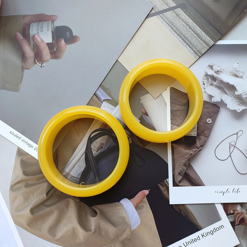 Dynamic round bracelet in summer jelly color