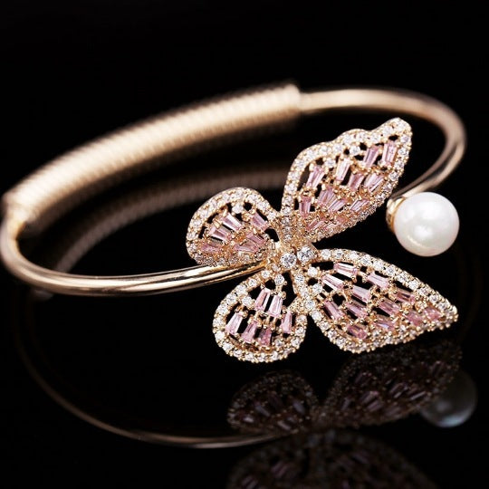 Vintage hollow out bracelet for women