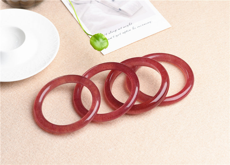 Trendy natural strawberry crystal bracelet