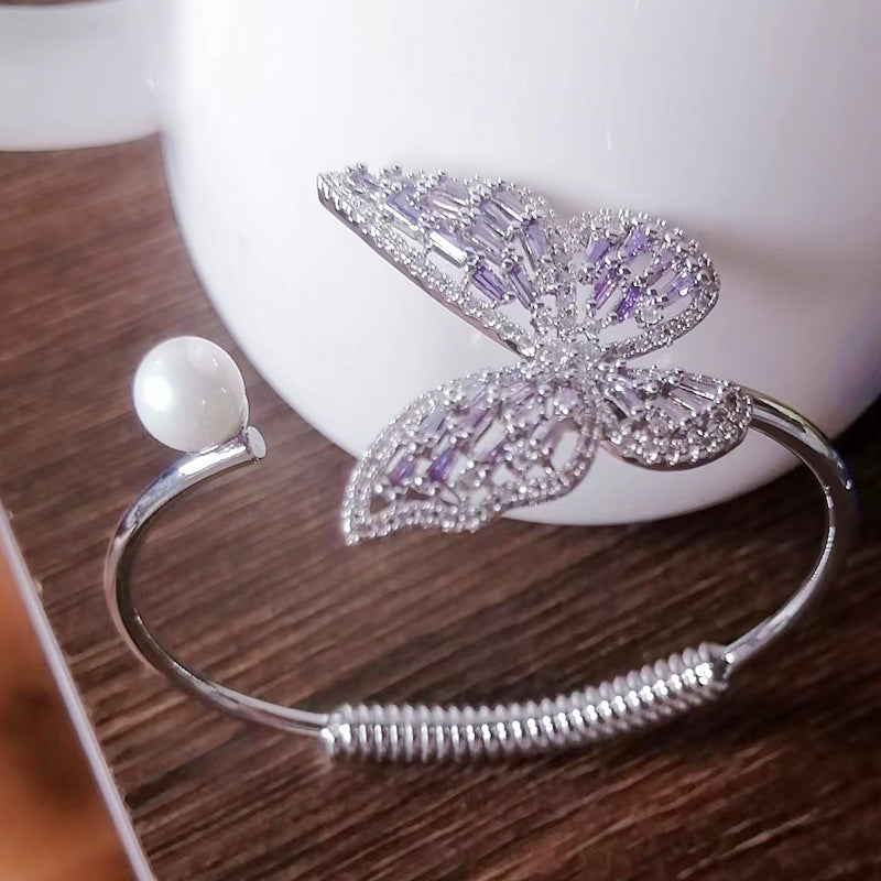 Vintage hollow out bracelet for women