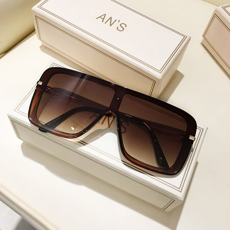 Women's Integrated Wide Frame Sunglasses