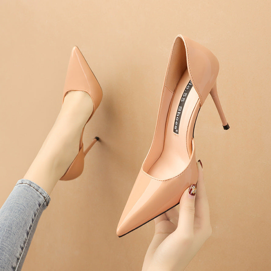 Chaussures à talons hauts et bout pointu avec talons aiguilles creux