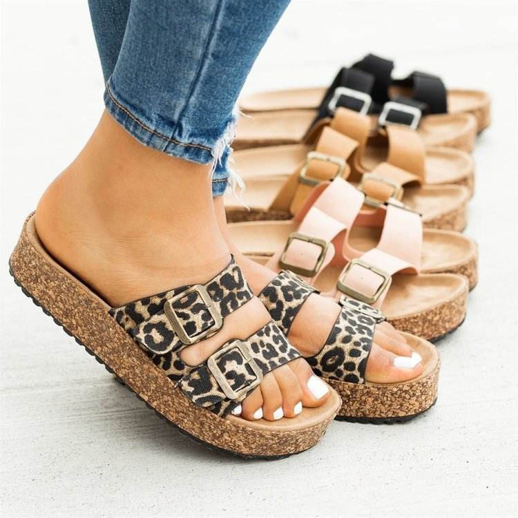 Sandales plates pour pieds plats - Style & confort