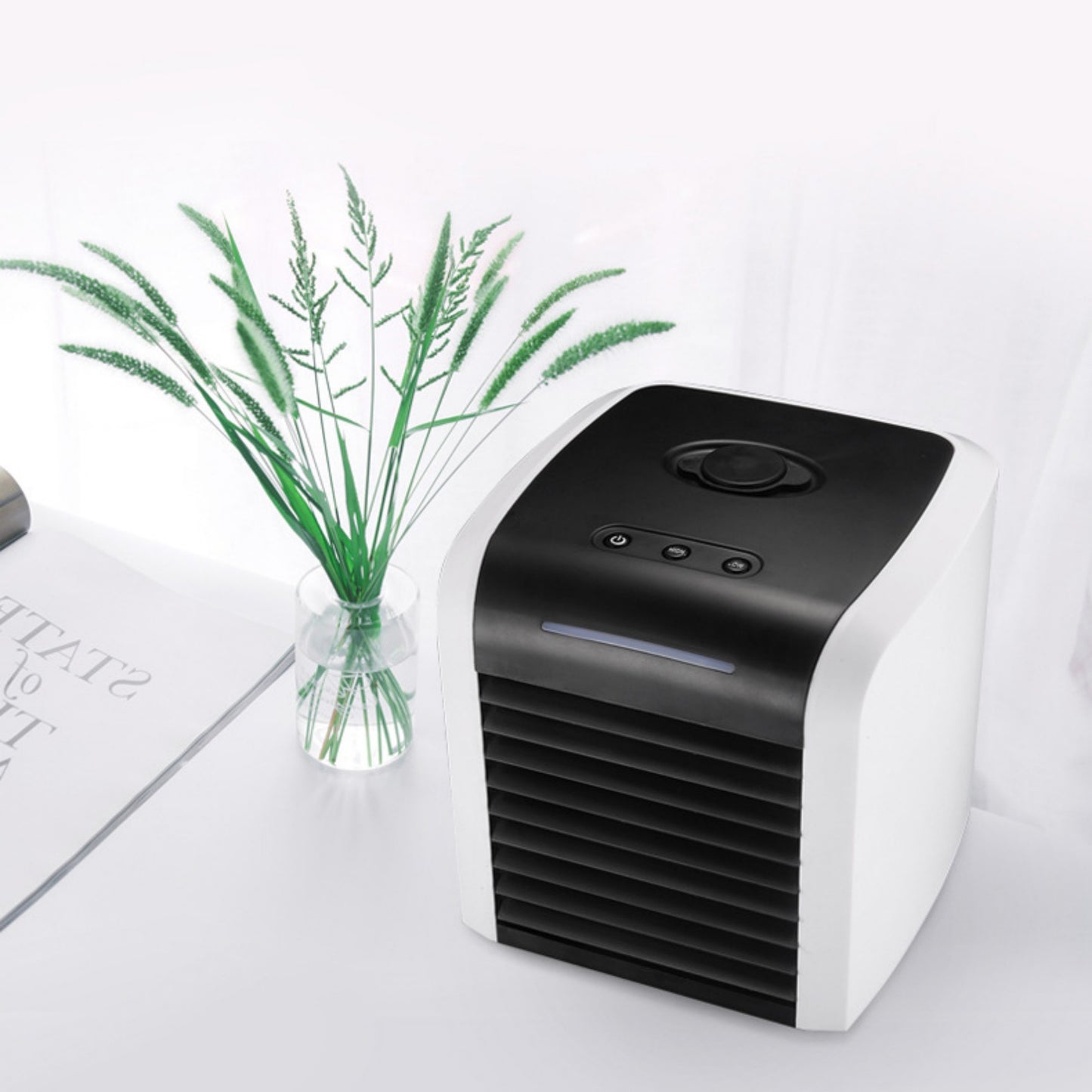 Mini portable air conditioner for home and office