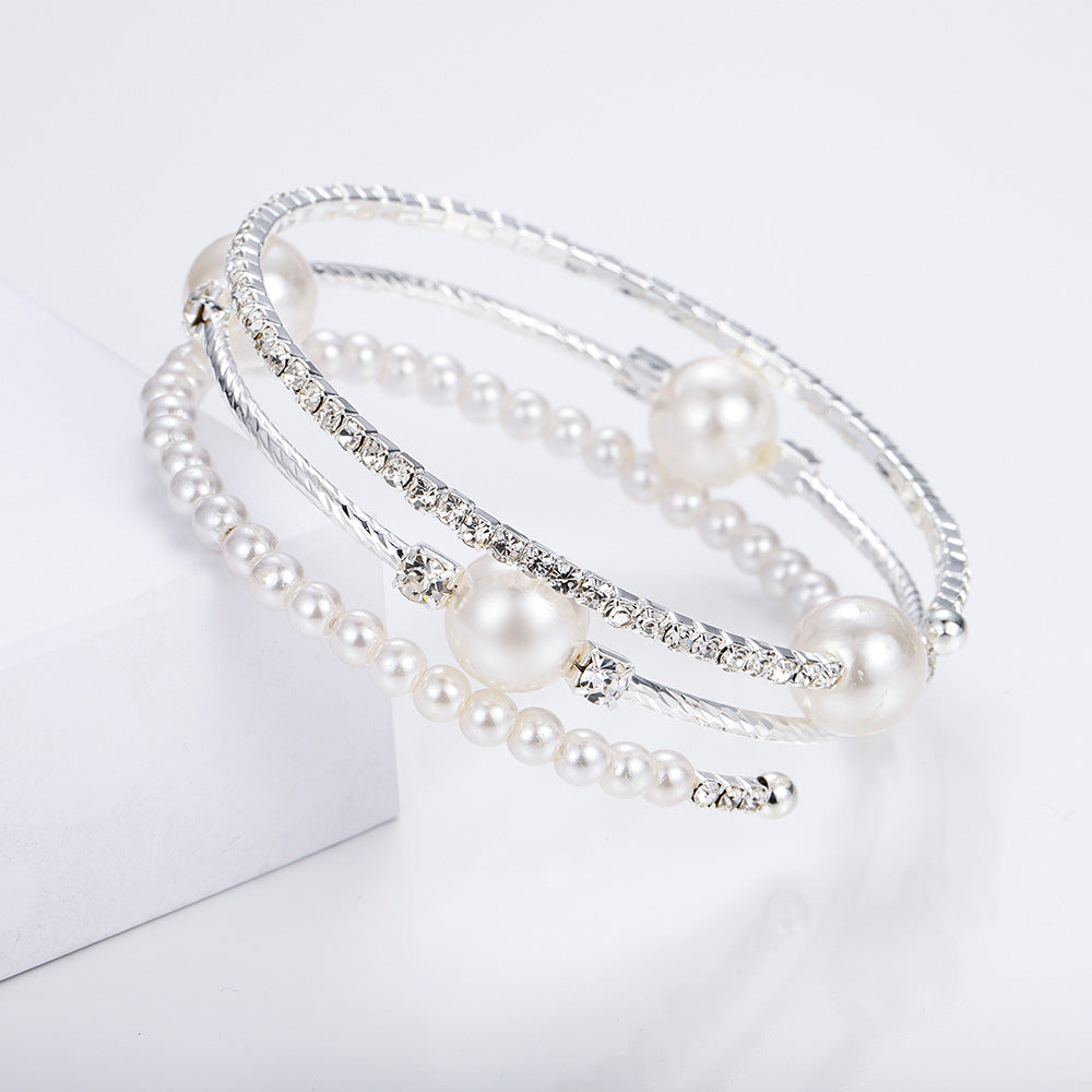Rhinestone and crystal bead bracelet
