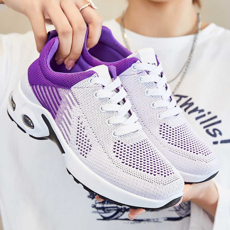 Lightweight, practical and trendy sports shoes for women
