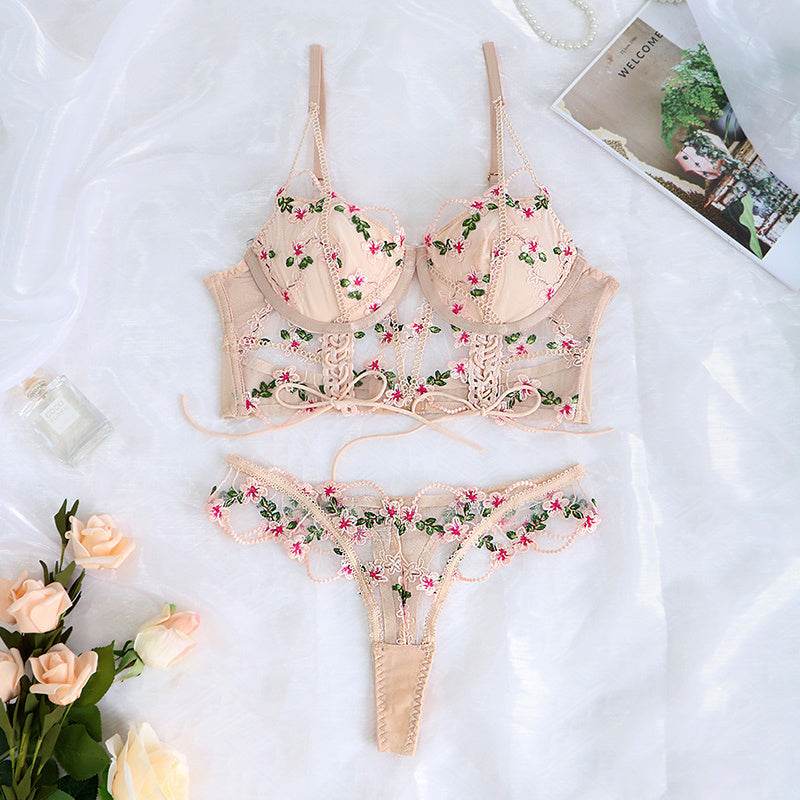 Ensemble de lingerie fantaisie pour femme avec broderie florale - Style & confort