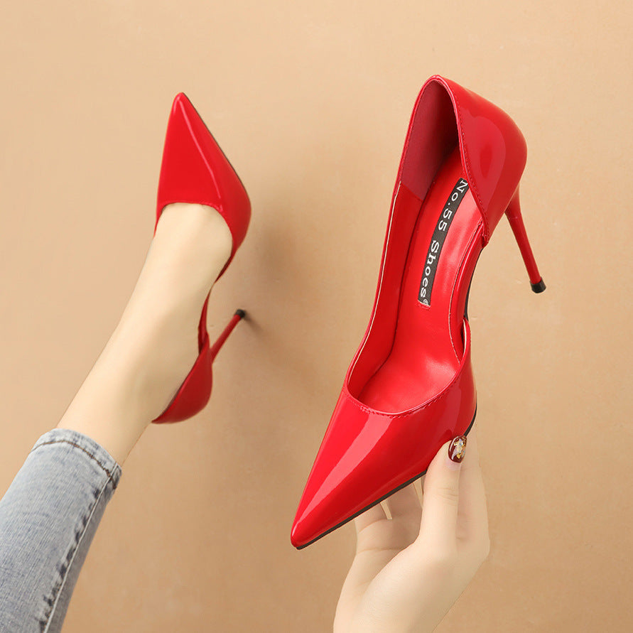 Chaussures à talons hauts et bout pointu avec talons aiguilles creux