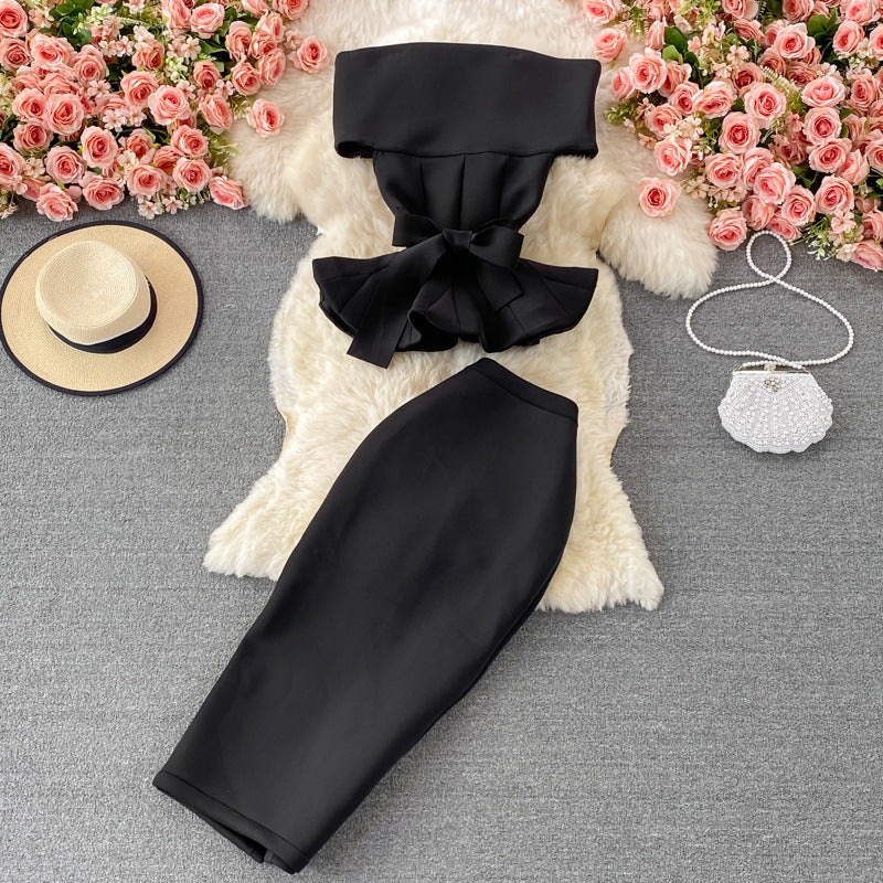 Zweiteiliges Set mit gerüschtem, schulterfreiem Crop-Top