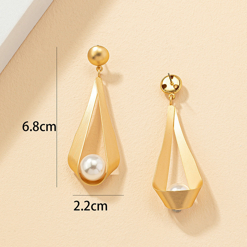 Trendy and unique earrings for women