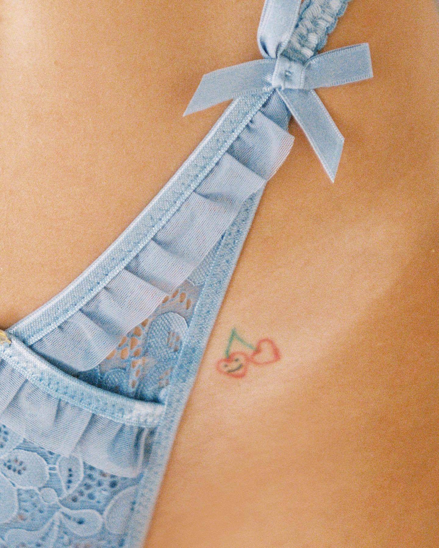 Lingerie sexy transparente à motif de dentelle avec nœud et poitrine enveloppée pour femmes - Style & confort