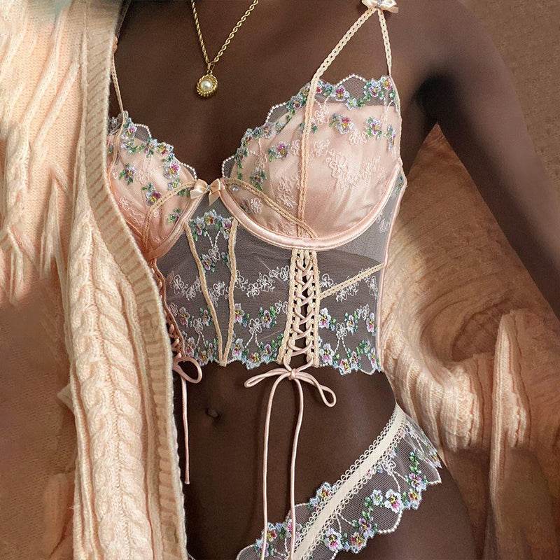 Ensemble de lingerie fantaisie pour femme avec broderie florale - Style & confort