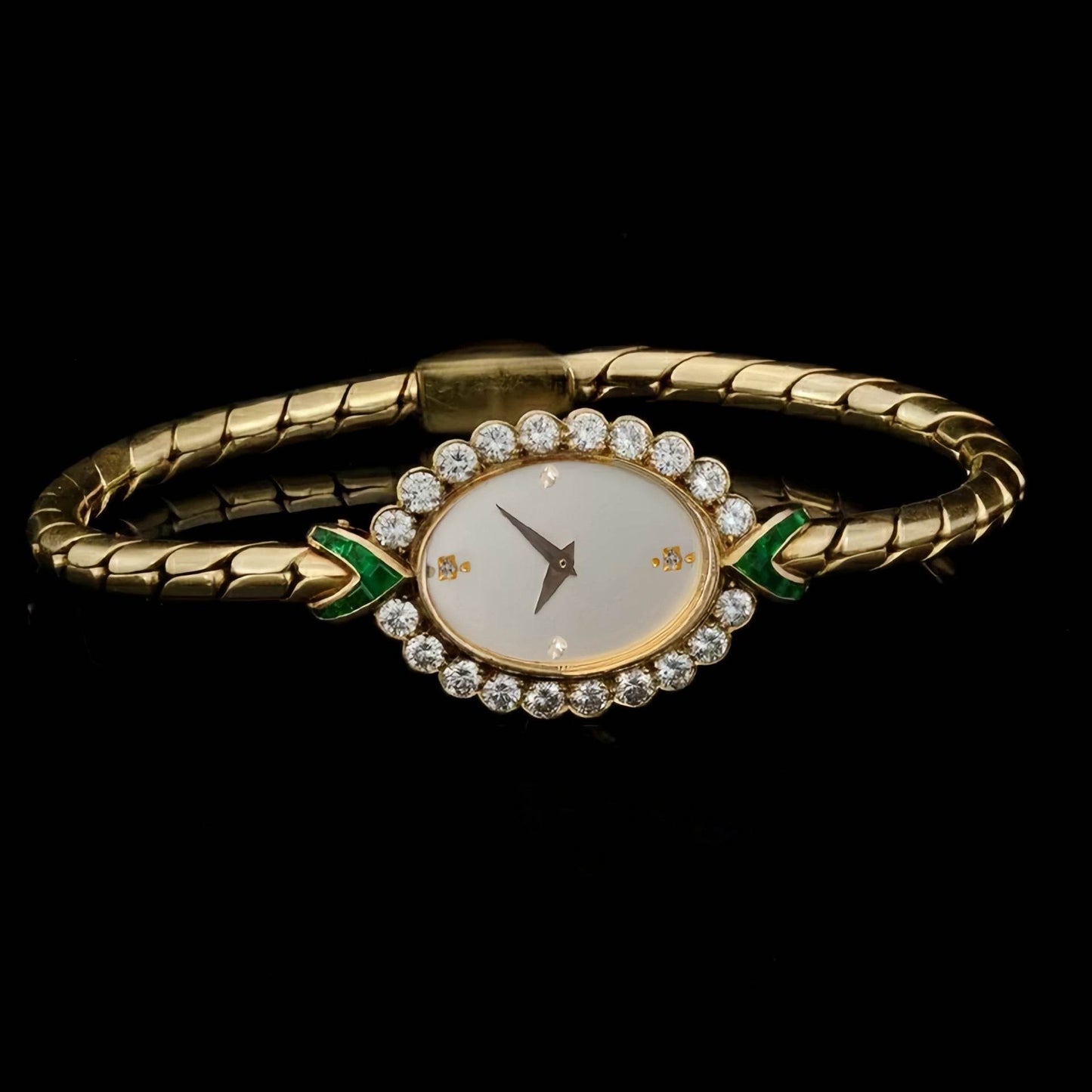 Montre femme de petite taille, incrustée de strass - Style & confort