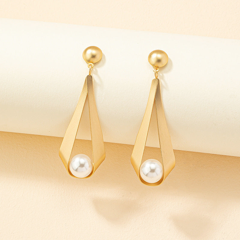 Trendy and unique earrings for women