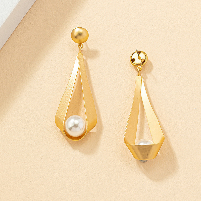 Trendy and unique earrings for women