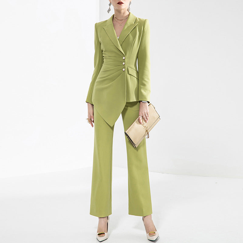 Costumes irréguliers à la mode pour femmes pour la coupe