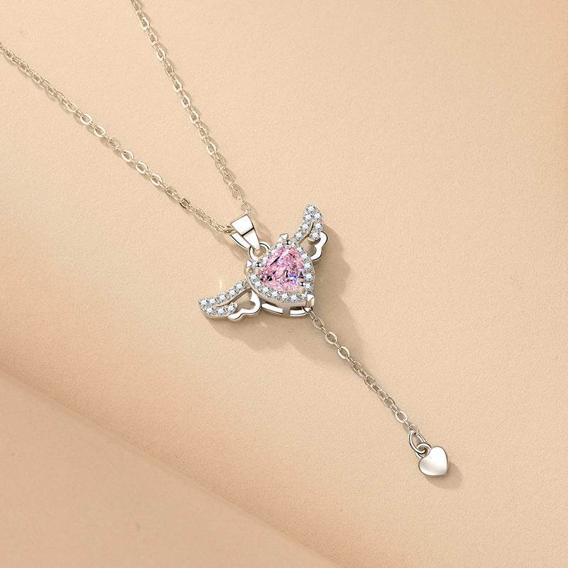 Collier à pompon en forme de cœur et d'ailes d'ange - Style & confort
