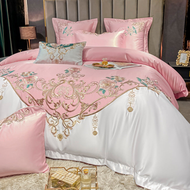 Parure de lit de luxe quatre pièces avec broderie de fleurs de champagne européen