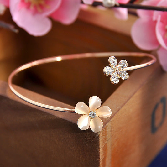 Little daisy bracelet