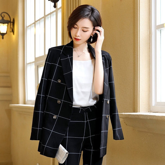 Women's fashion suit, British style, professional