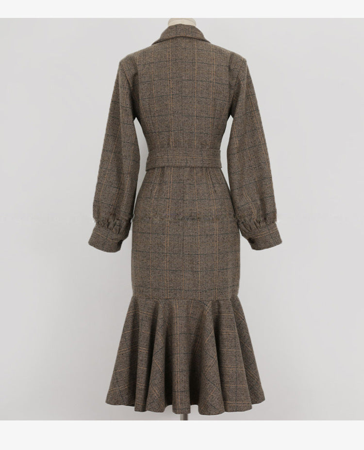 Robe veste en laine à double boutonnage et lacets à la taille avec col tailleur