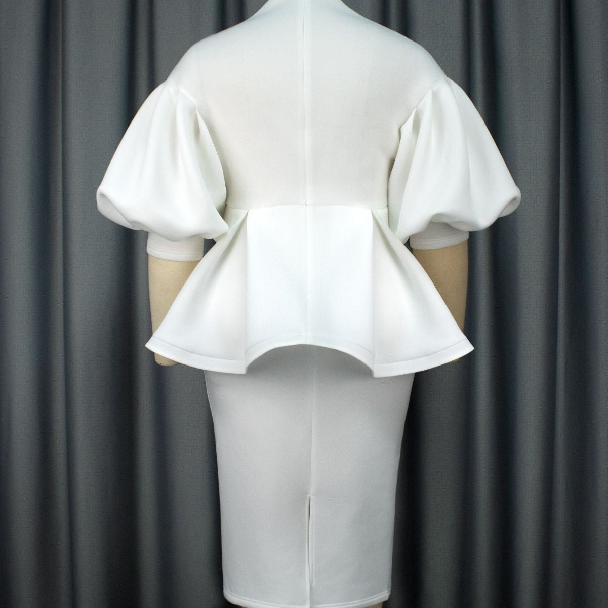 Solid color lantern sleeve suit
