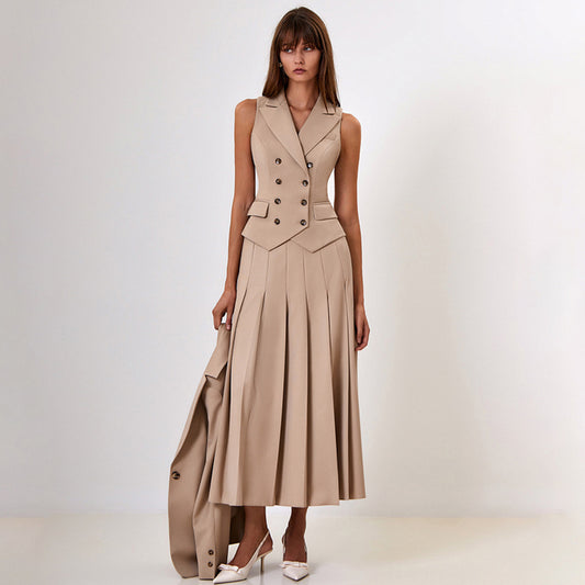 Two-piece set with sleeveless vest and pleated dress