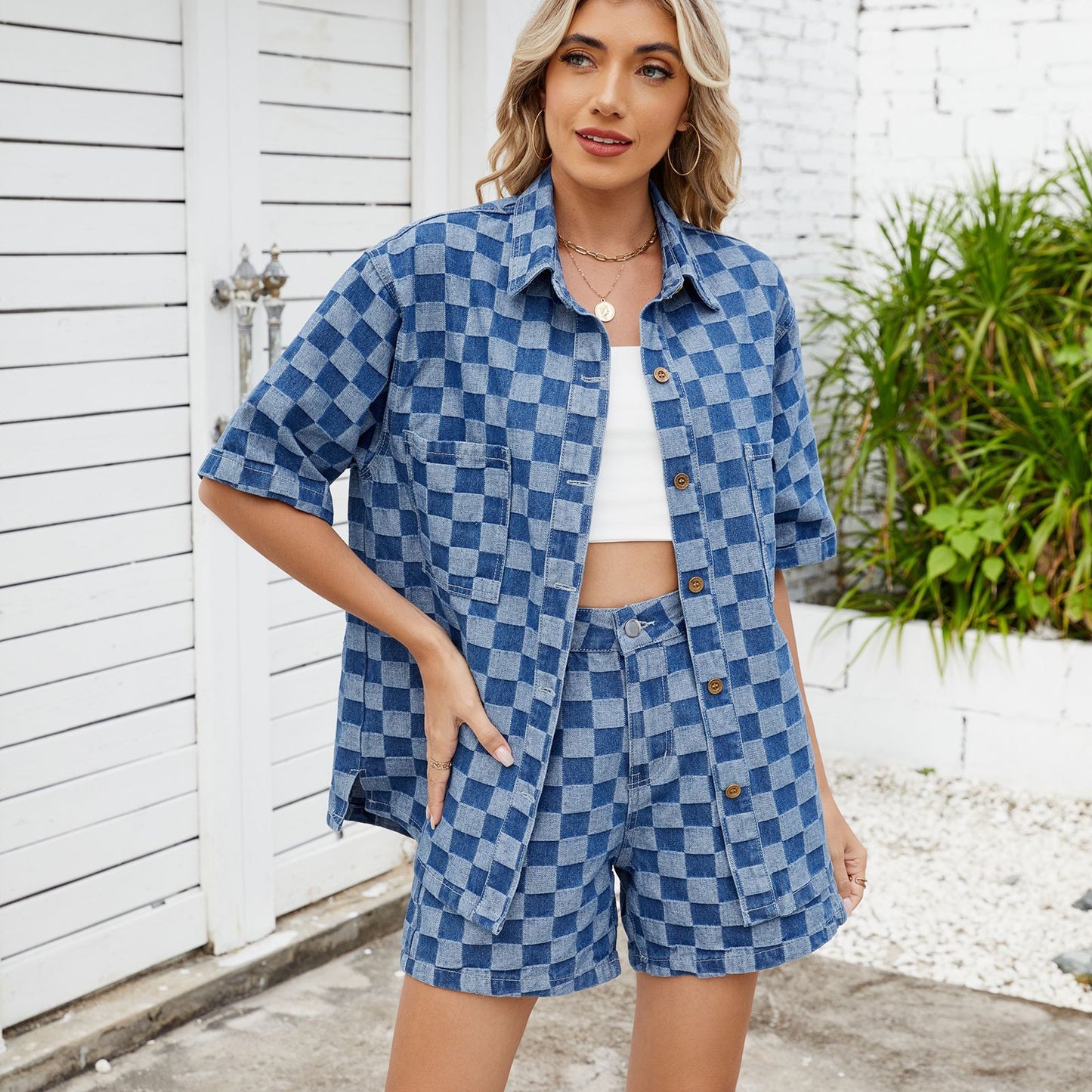 Women's casual and loose clothing