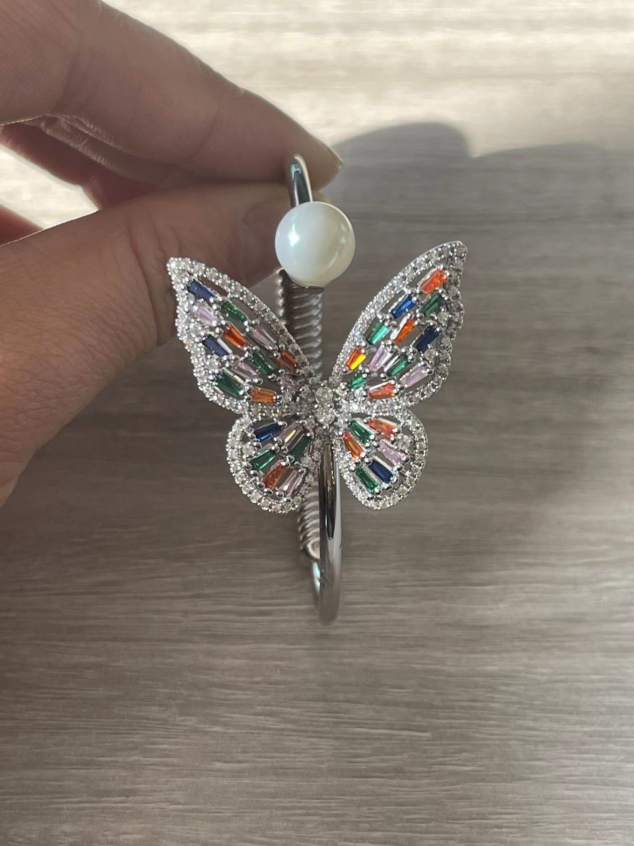 Vintage hollow out bracelet for women