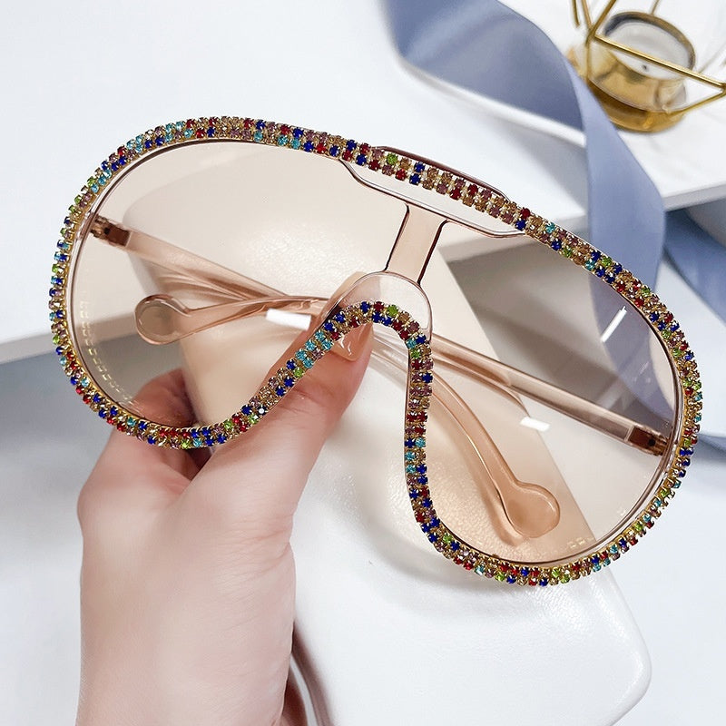 Lunettes de soleil incrustées de diamants pour extérieur