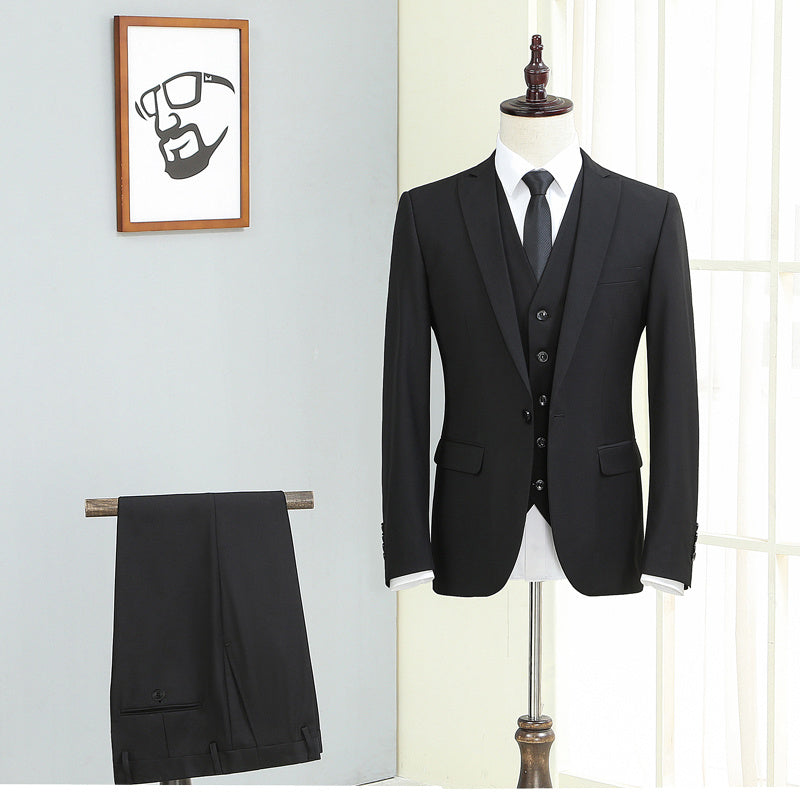 Dreiteiliger Anzug für Herren, schicker und eleganter Stil