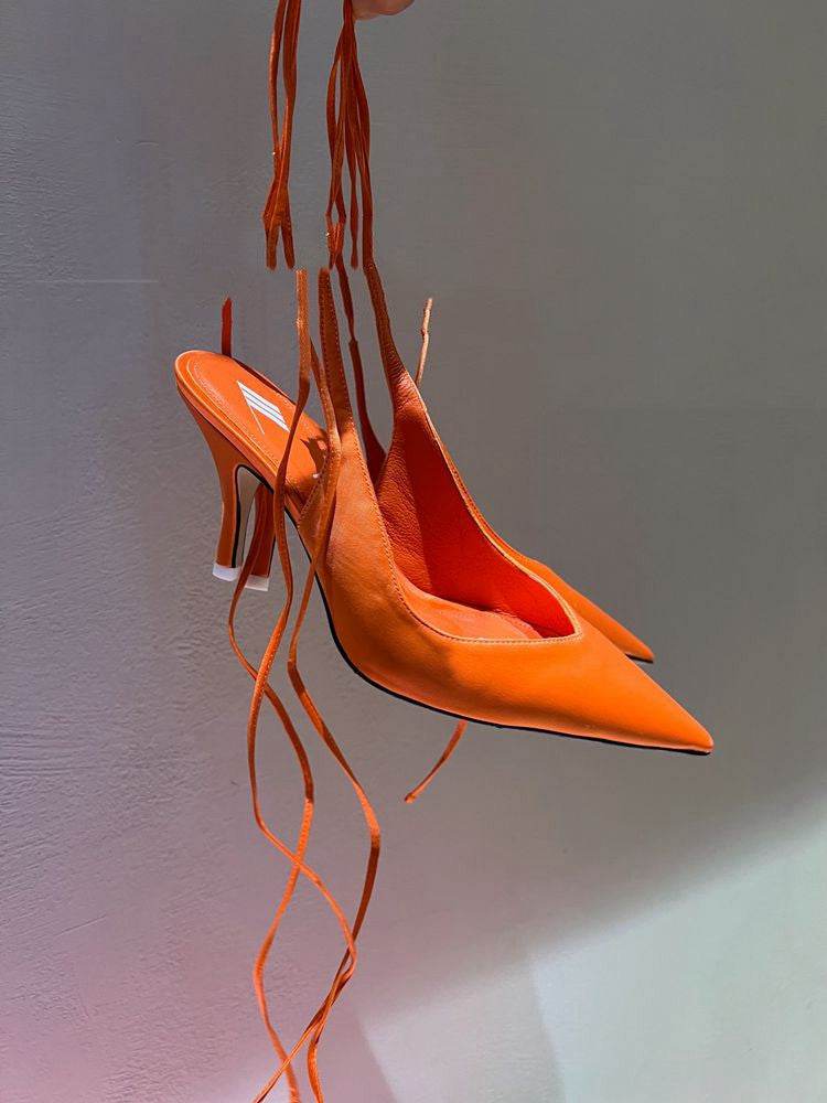 Sandales à talons hauts avec bride à la cheville pointue - Style & confort